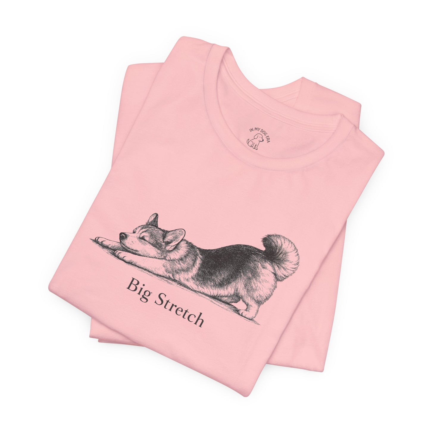 Big Stretch Corgi (Fluffy Tail) T-Shirt