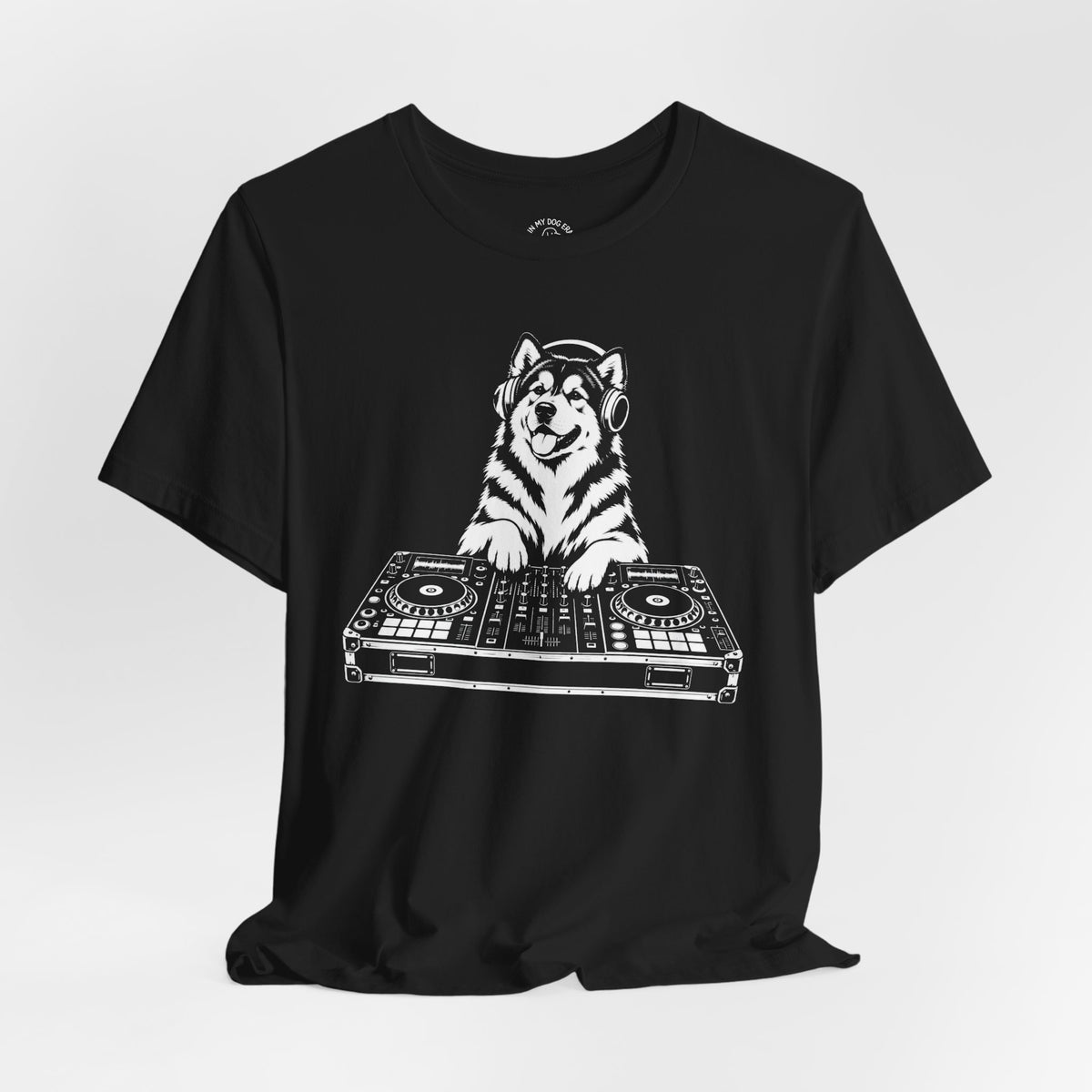 Alaskan Malamute DJ T-Shirt