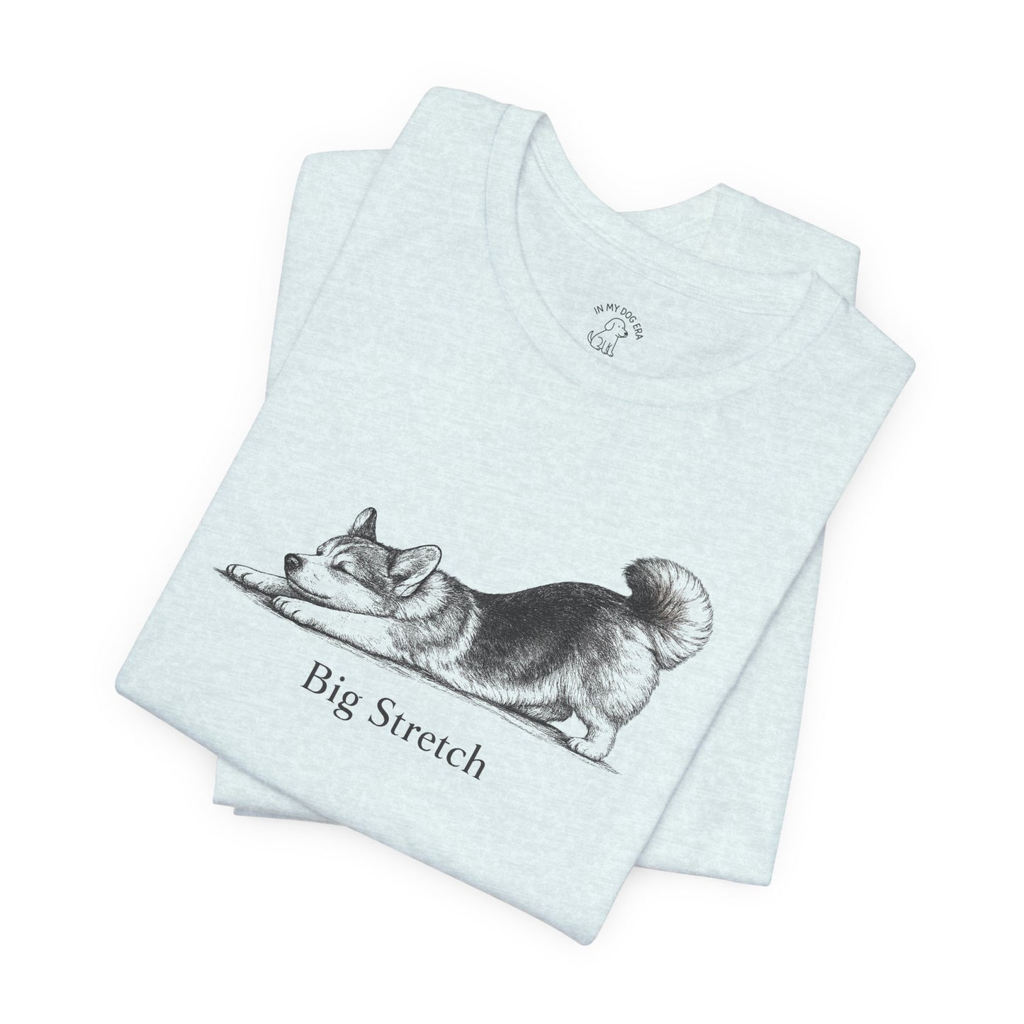Big Stretch Corgi (Fluffy Tail) T-Shirt