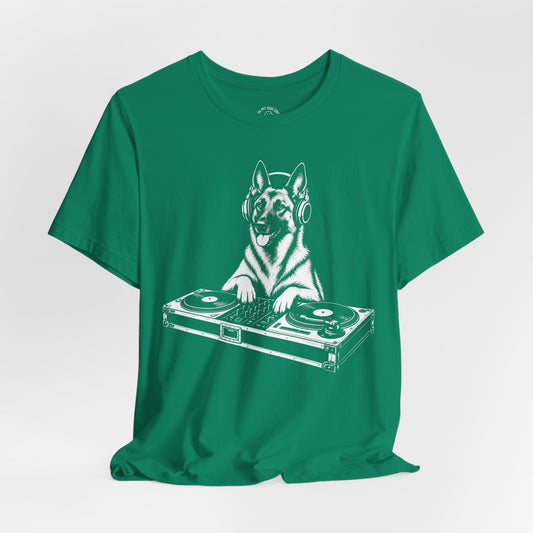 Belgian Malinois DJ T-Shirt